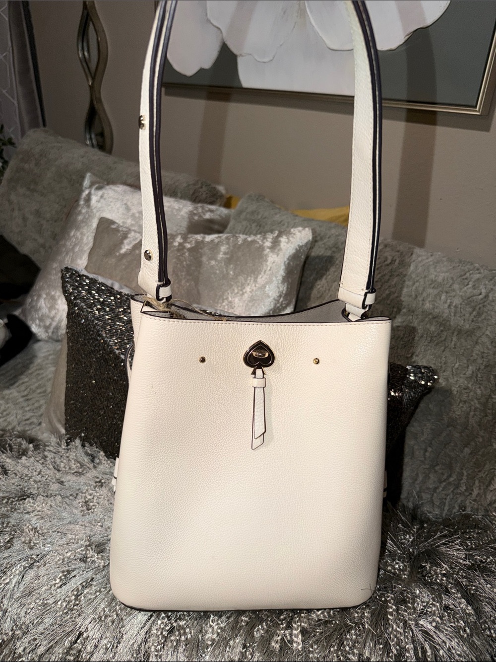 Cream Leather Shoulder Bag with Gold Accent